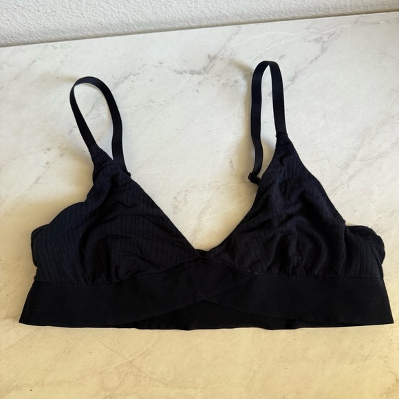 AERIE Black Bralette 2 for $22 ❇️ - Picture 1 of 5